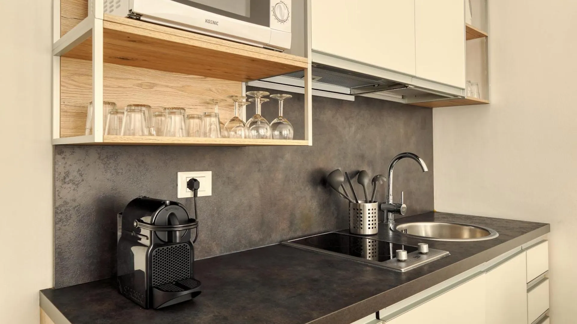 Apartment Joivy Delightful Studios Near Parco Tre Torri Milan Italy