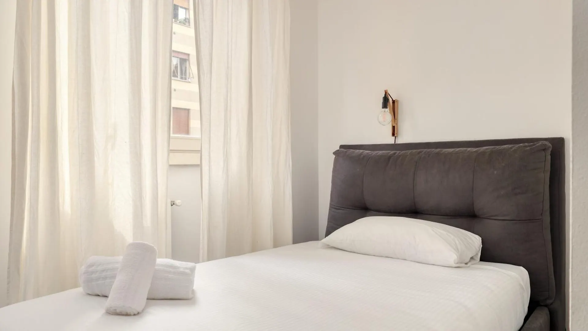 Joivy Delightful Studios Near Parco Tre Torri Milan Apartment